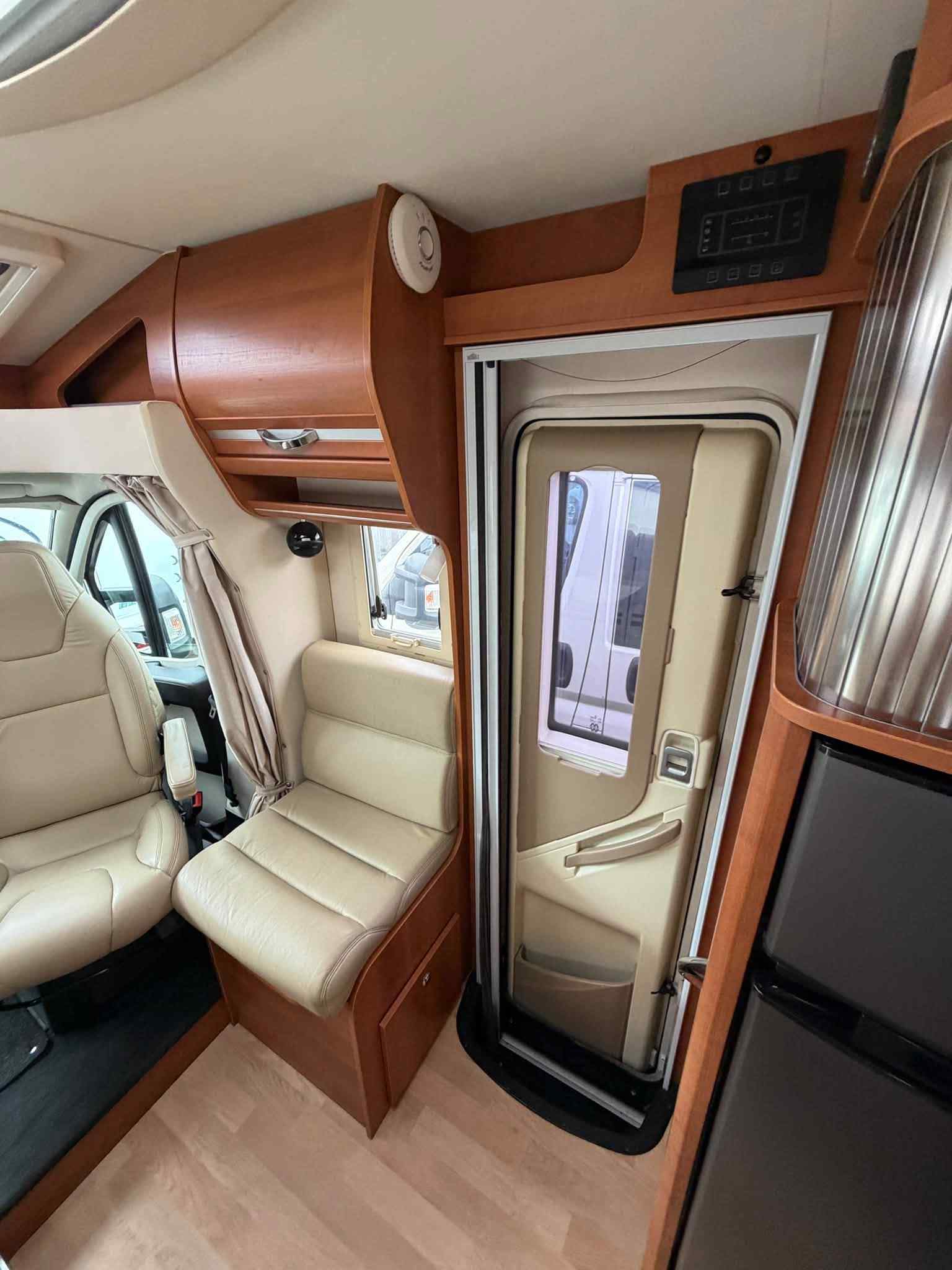 2015 Rapido Series 6 691 motorhome interior