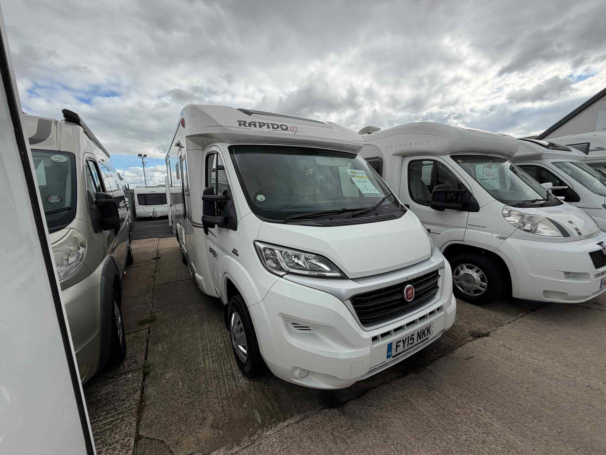 2015 Rapido Series 6 691 motorhome exterior